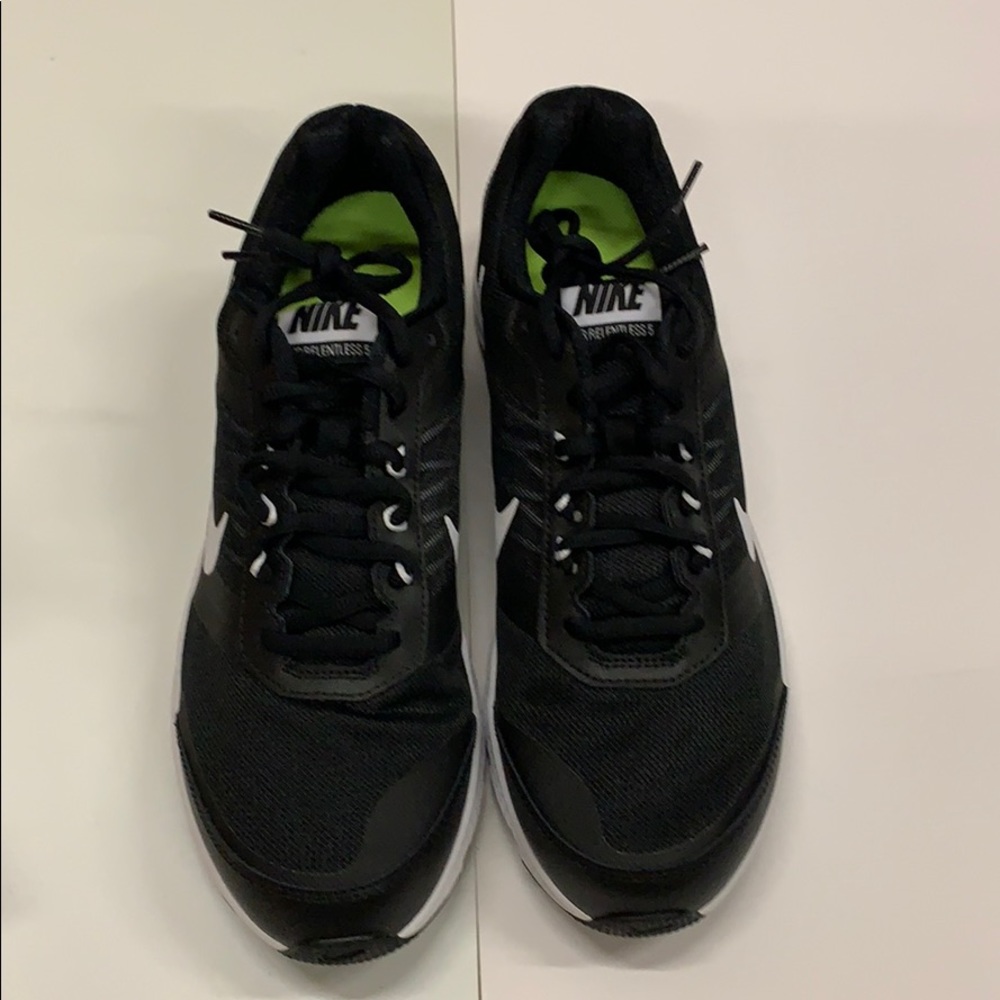 NWT Men’s Nike Air Relentless 5